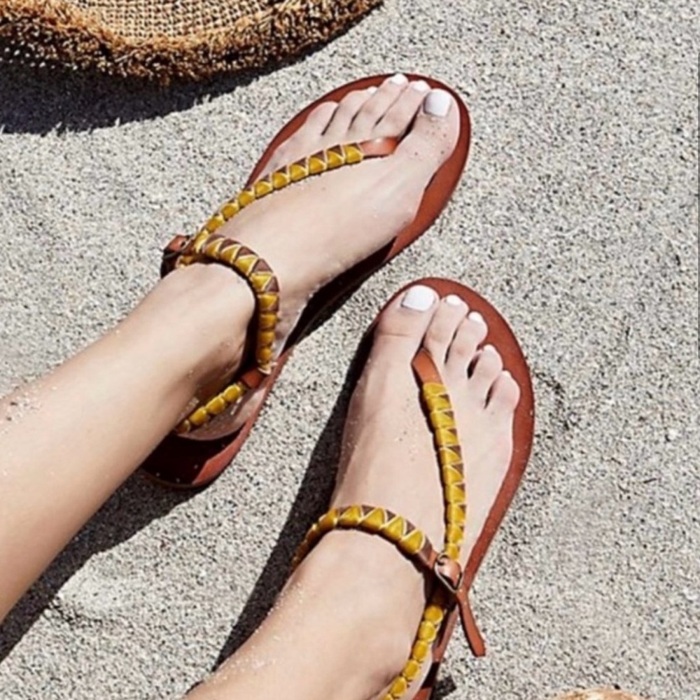 FREE PEOPLE Vegan Sandal Tan Brown size 7